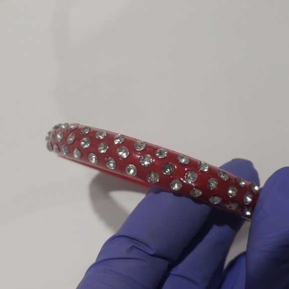 Elegant Red Sparkling Crystal 8-inch Bangle Bracelet - Women's FAshion Jewelry - Picture 4 of 5